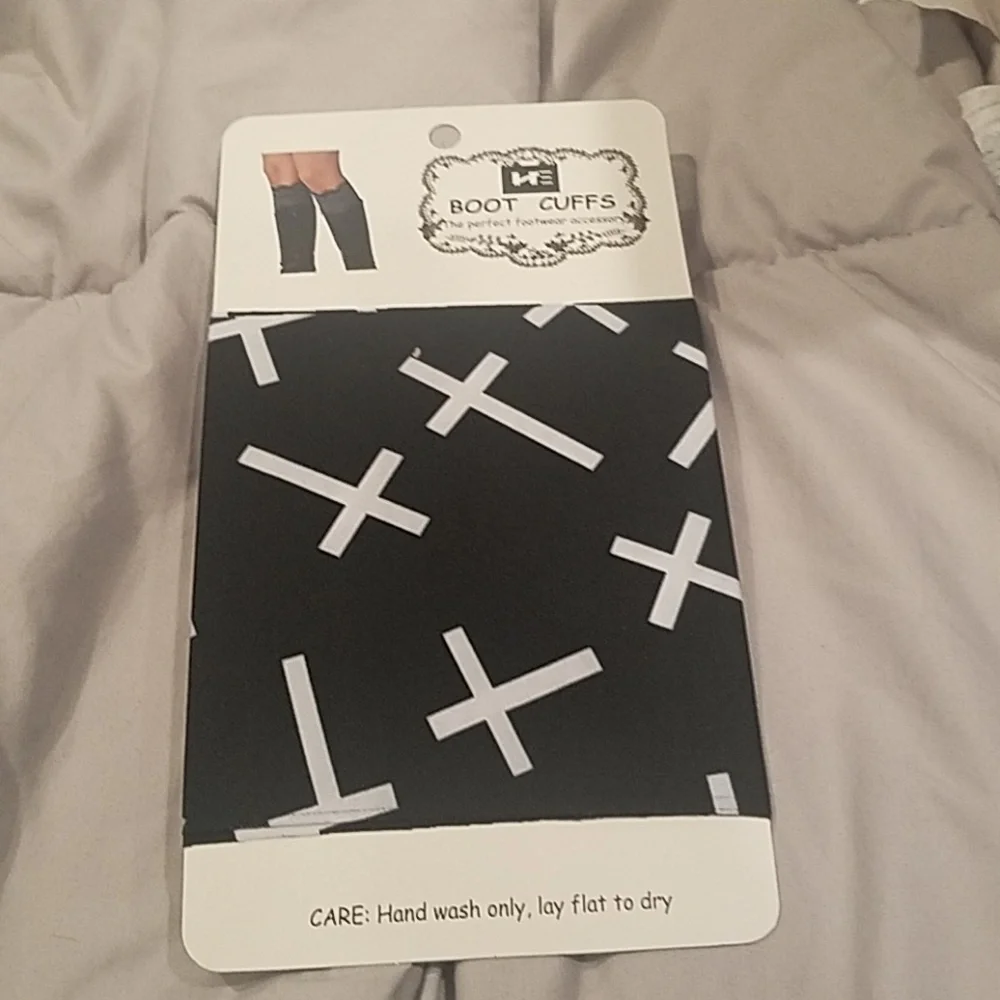 ❤️10/$13 New cross boot cuffs toppers